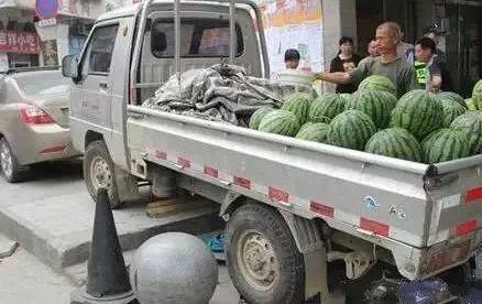 吃瓜卖瓜违法吗,揭秘网络舆论中的法律边界