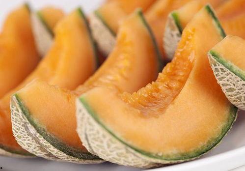 冬天吃哈密瓜胃痛,哈密瓜美食小心胃痛攻略