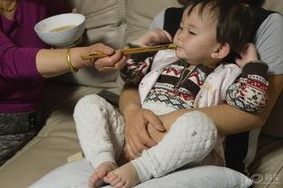 梦见女儿吃小瓜,女儿品尝小瓜的温馨启示